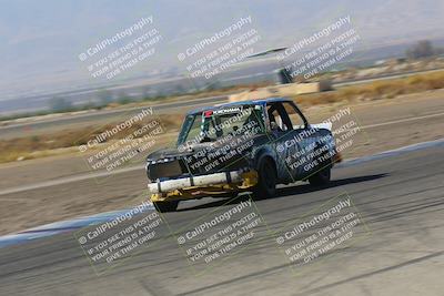 media/Oct-01-2022-24 Hours of Lemons (Sat) [[0fb1f7cfb1]]/10am (Front Straight)/